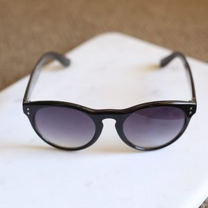 Jones New York sunglasses